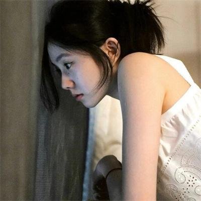 落凡尘